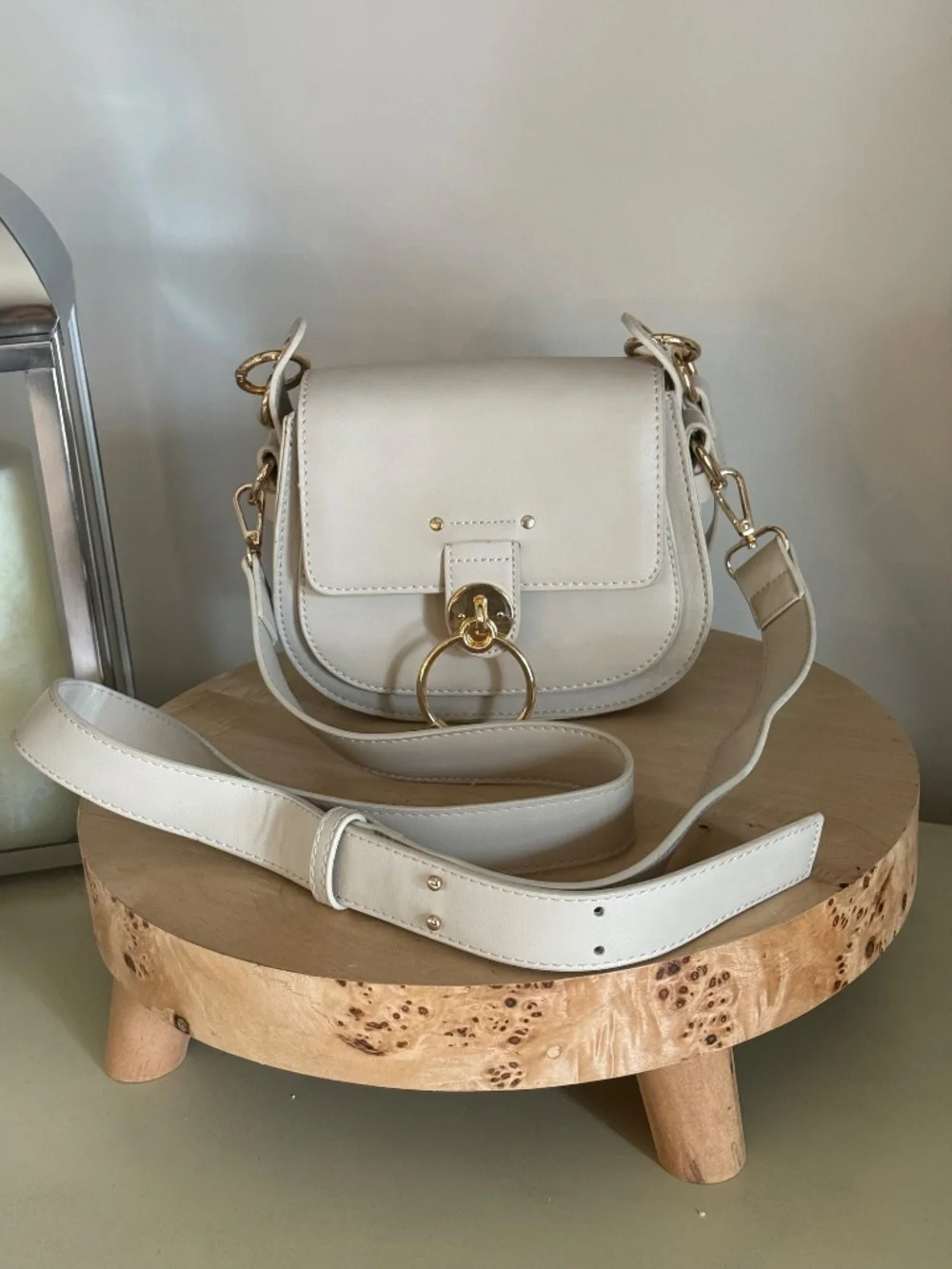 Small Crossbody Bag - Beige - Picture 4 of 5